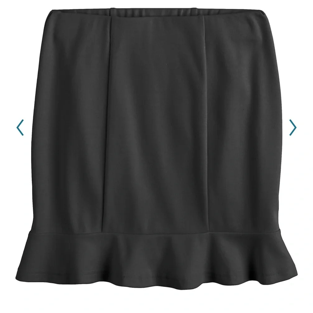 NWT SO Simple Ruffle Flounce Mini Skirt Black Juniors Size XS